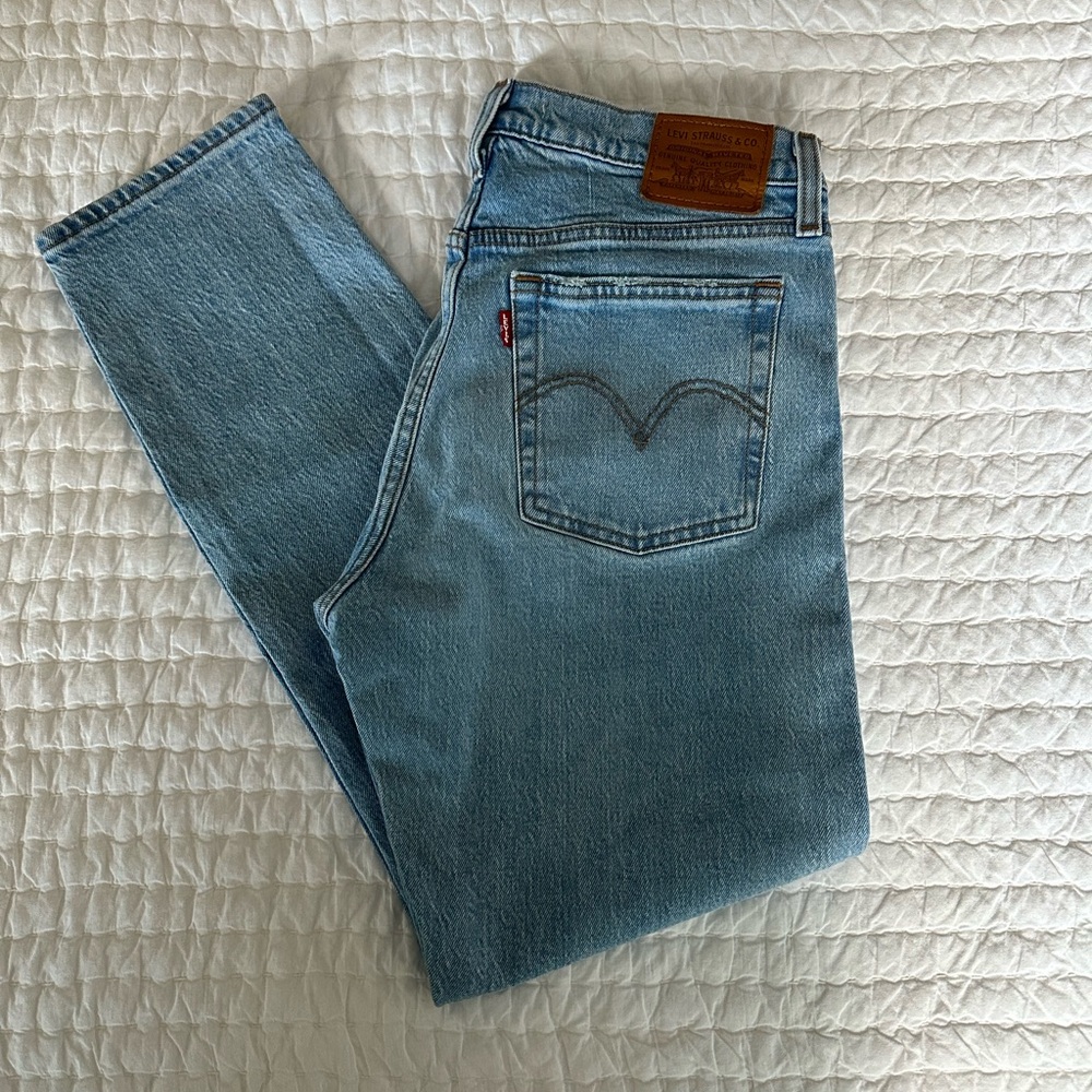 Levi’s Wedgie Straight Jeans